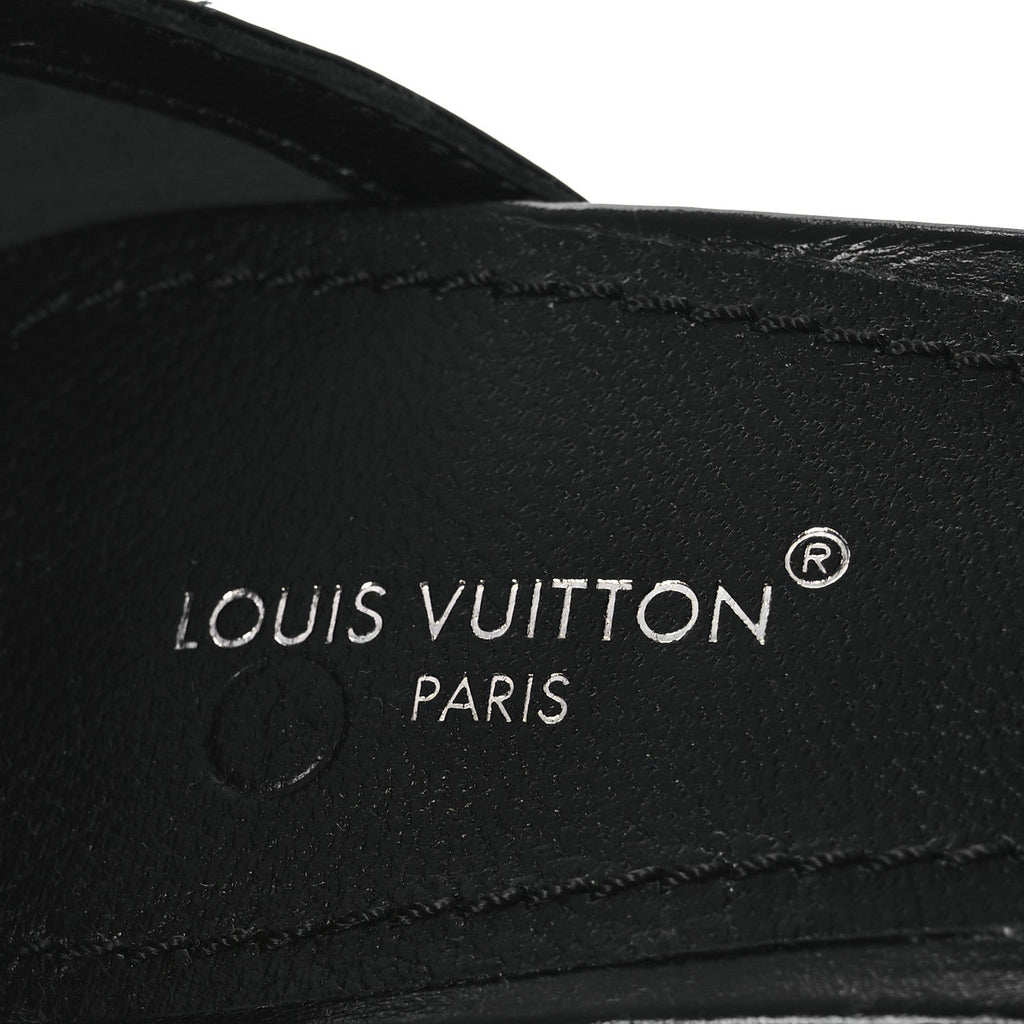 Calfskin Studded Fame Platform Sandals 38 Black