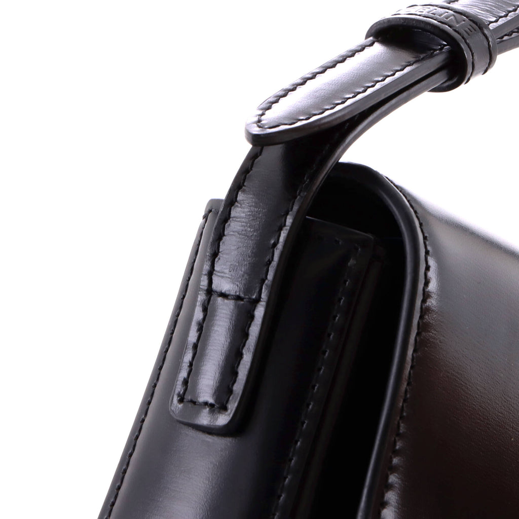 Triomphe East-West Shoulder Bag Smooth Calfskin