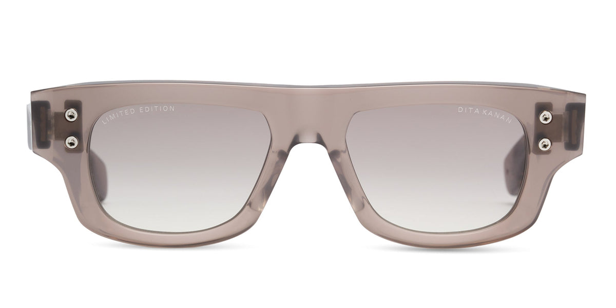 Dita Kanan DTS735